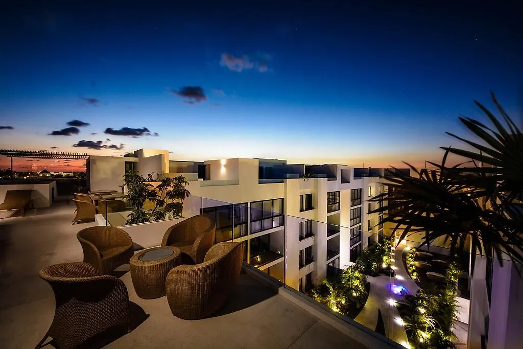 Anah Suites By Las Flores Playa del Carmen Apartment